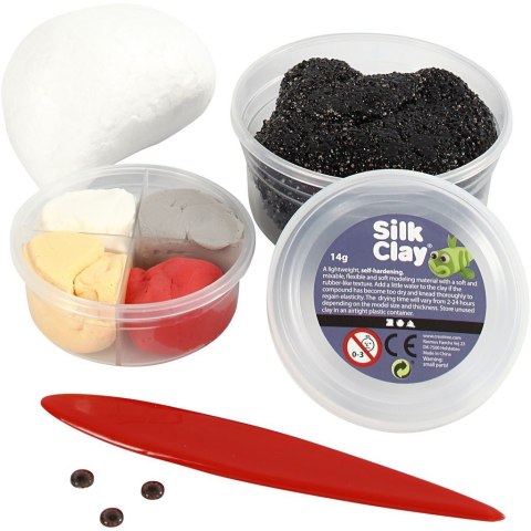 Czarny potwór z mas Silk i Foam Clay Czarny potwór z mas Silk i Foam Clay