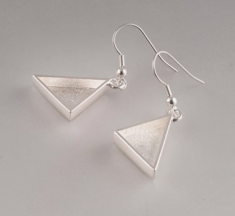 Kolczyki Trójkątne 24x19x19 mm Kolczyki Trójkątne 24x19x19 mm