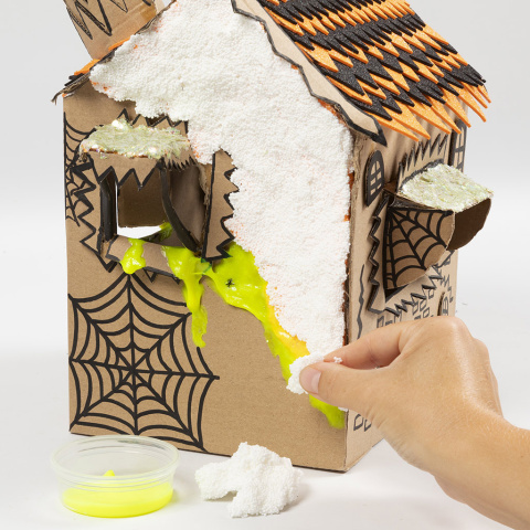 Zestaw DIY Halloween - Nawiedzony dom Zestaw DIY Halloween - Nawiedzony dom
